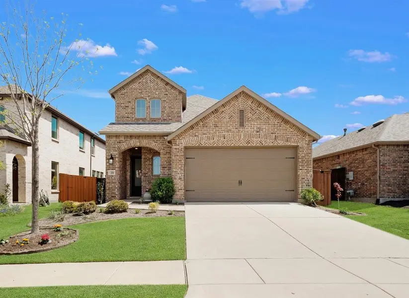 3504 Sweet Grass Drive, Aubrey, TX 76227