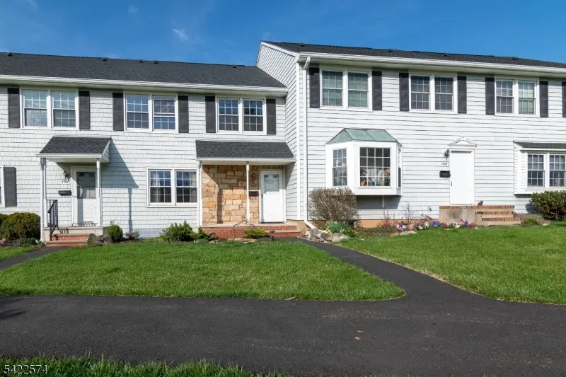 1502 William And Mary Cmn, Hillsborough Twp., NJ 08844