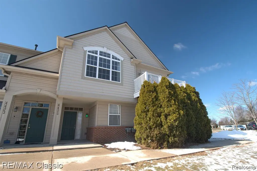 4425 Aster BLVD #UNIT # 257, Genoa Township, MI 48843