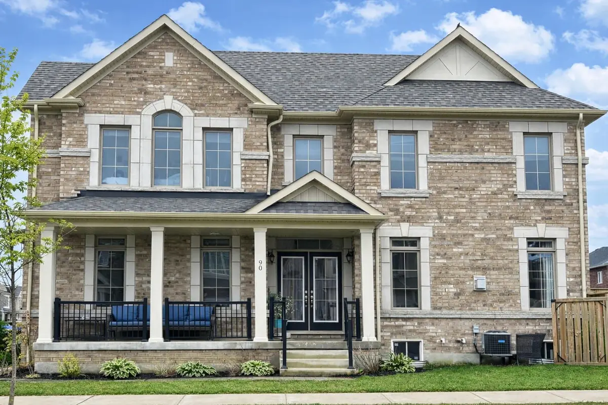 90 Tracey LN, Collingwood, ON L9Y 3Y7