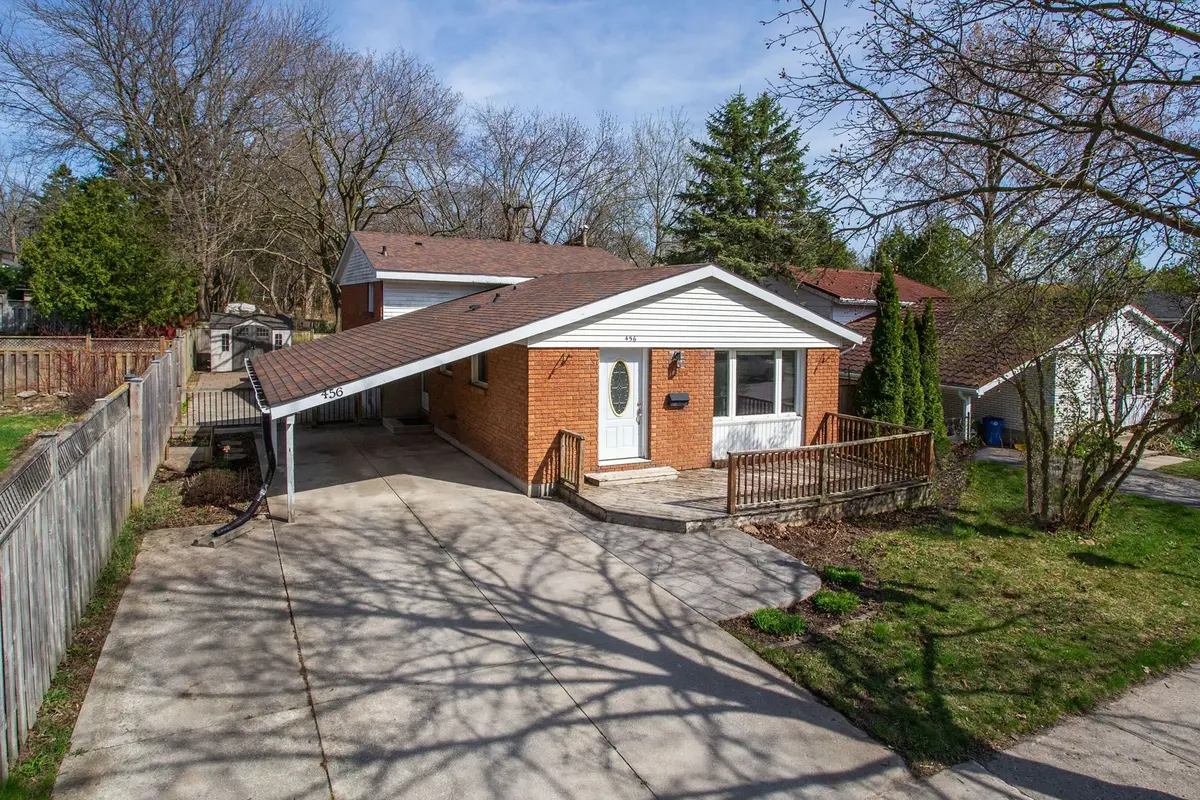 456 Rippleton RD, London North, ON N6G 1M5