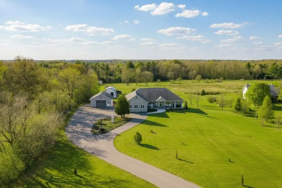 4987 Bedford RD, Frontenac, ON K0K 2T0