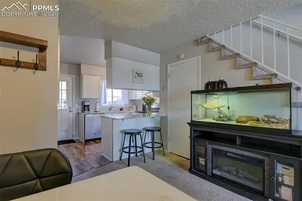 4223 Charleston DR, Colorado Springs, CO 80916