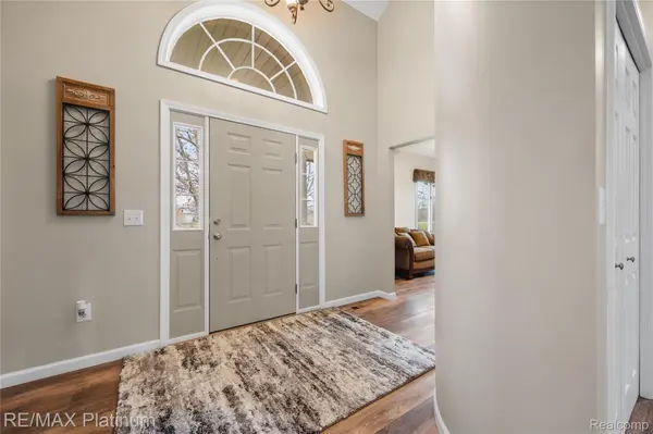 12003 Sharp RD, Fenton Charter Township, MI 48451