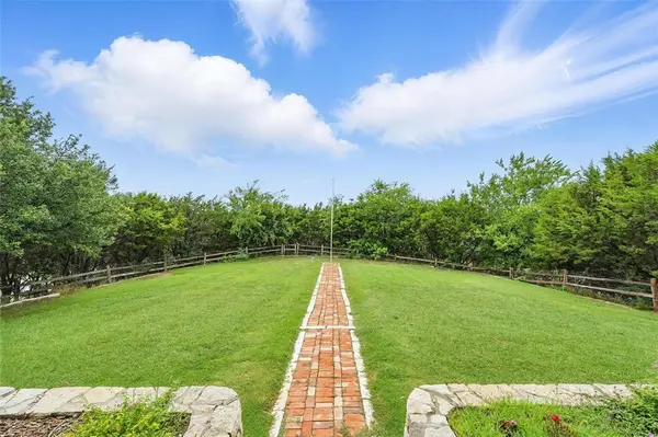 2116 Darby Dan Court, Granbury, TX 76049