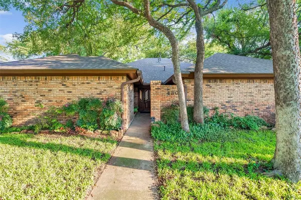 4307 Churchwood Drive, Arlington, TX 76016