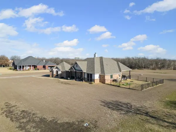 184 Angus Court, Itasca, TX 76055