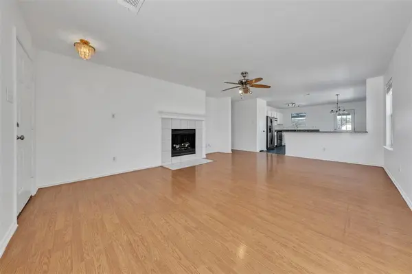 1307 Hayes Street, Cedar Hill, TX 75104