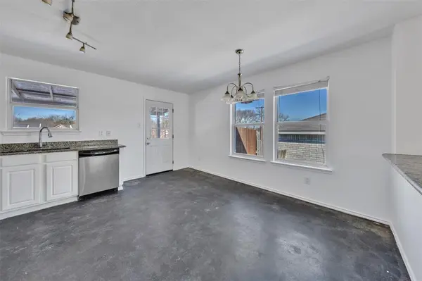 1307 Hayes Street, Cedar Hill, TX 75104