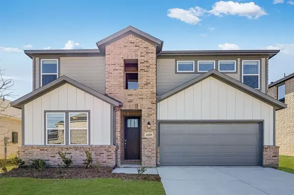 1429 Arciones Road,  Fort Worth,  TX 76052