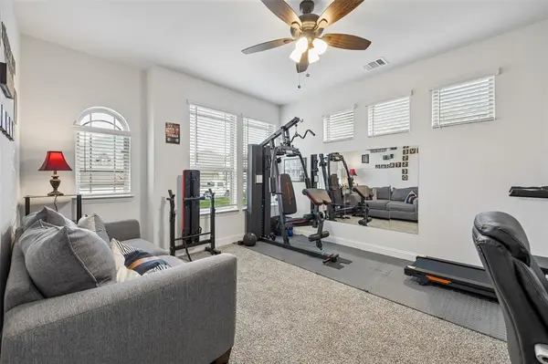 909 Sedona Street, Little Elm, TX 75068