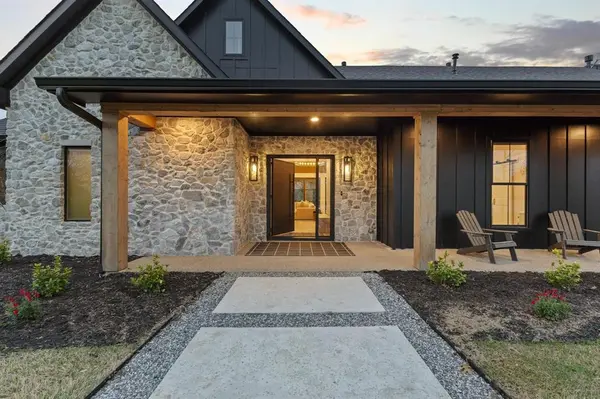 411 Kerfoot Drive, Gunter, TX 75058