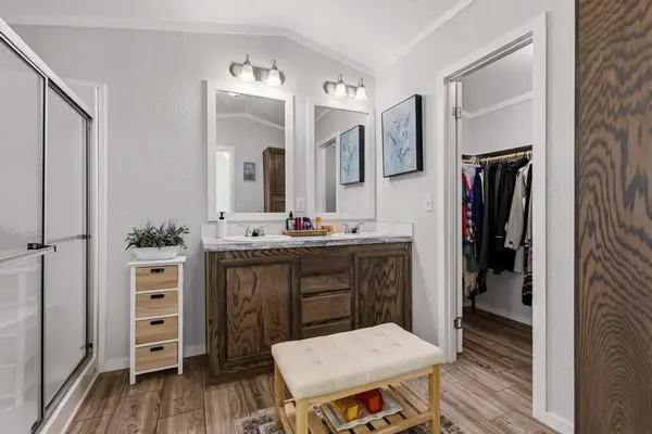 3979 Roland Road, Whitesboro, TX 76273