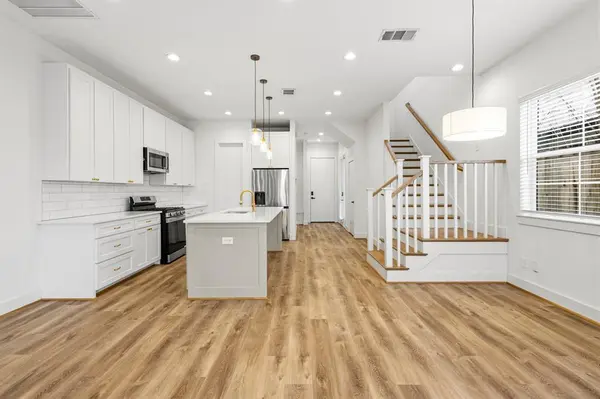 1005/07 Mount Auburn Avenue, Dallas, TX 75223