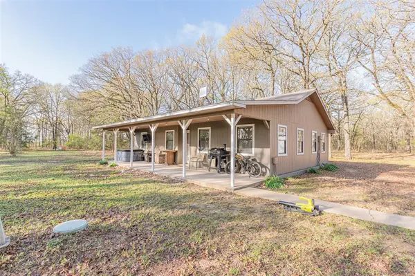 201 Rs County Road 1399, Point, TX 75472
