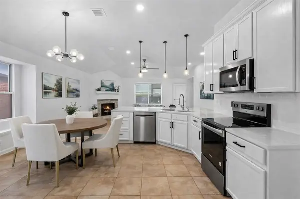 2712 Dawn Spring Drive, Little Elm, TX 75068