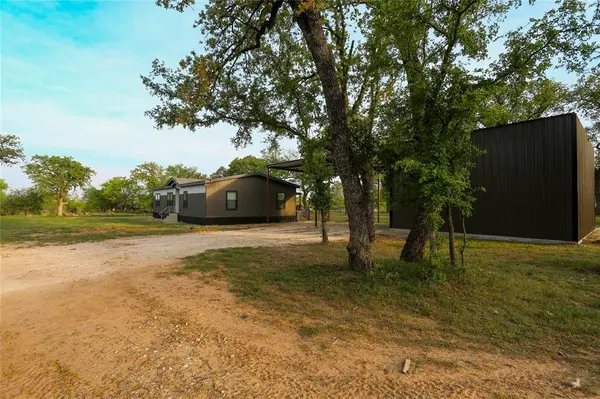 2513 CR 304, Comanche, TX 76442