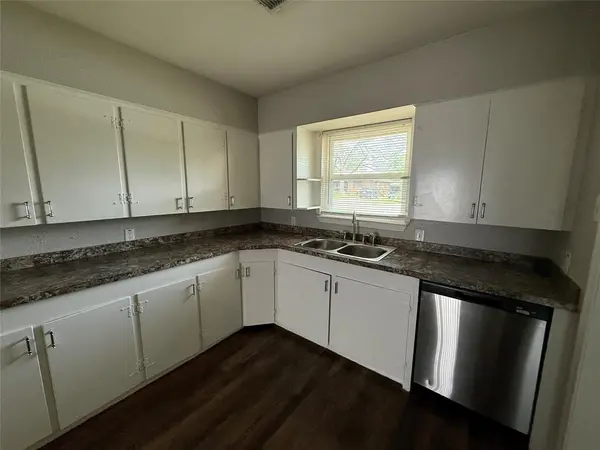 820 Carney Drive, Garland, TX 75041