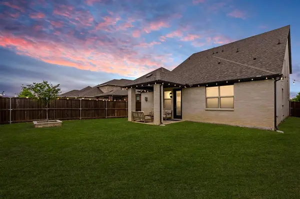 7325 Bronco Bluff, Sachse, TX 75048