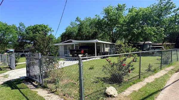 4500 Reed Street, Fort Worth, TX 76119