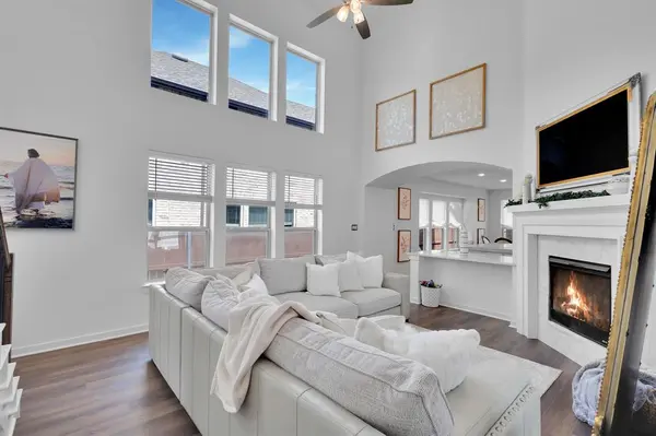 3504 Sweet Grass Drive, Aubrey, TX 76227