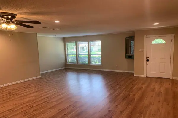 3353 Dorado Beach Drive, Farmers Branch, TX 75234