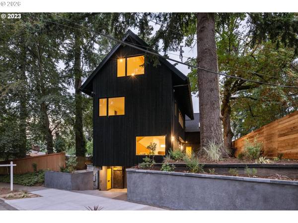 4523 SE TIBBETTS ST, Portland, OR 97206