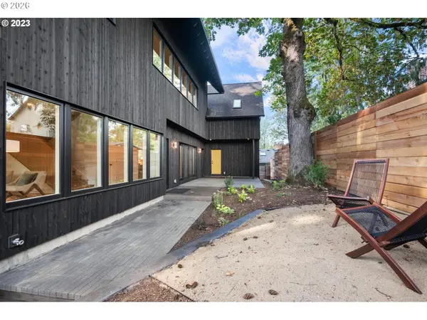 4523 SE TIBBETTS ST, Portland, OR 97206