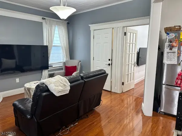 70 Arthur St #2, Clifton City, NJ 07011