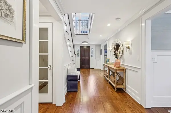 611 Bradford Ave, Westfield Town, NJ 07090