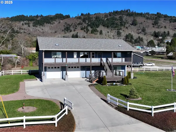 15289 OCEANVIEW DR, Brookings, OR 97415