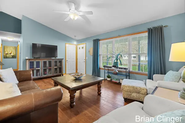 13452 152nd AVE, Grand Haven Twp, MI 49417