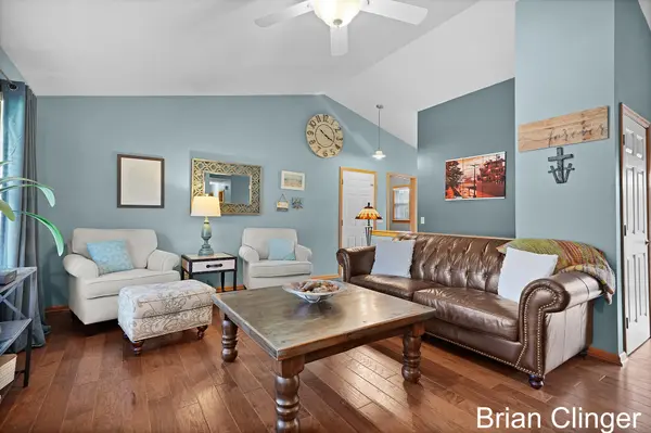 13452 152nd AVE, Grand Haven Twp, MI 49417