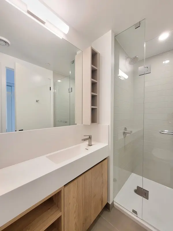 319 Jarvis ST #3306, Toronto C08, ON M5B 0C8