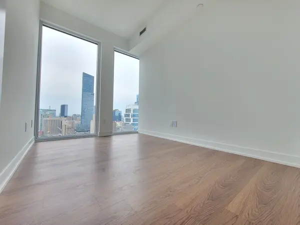 319 Jarvis ST #3306, Toronto C08, ON M5B 0C8