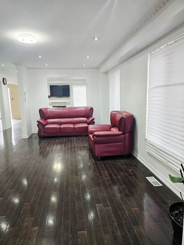 39 Atherton AVE, Ajax, ON L1T 4X7