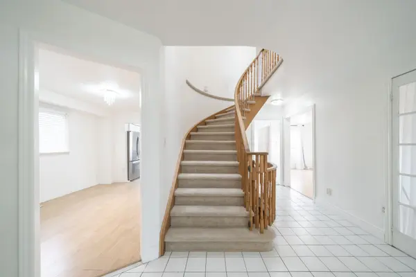 87 O'Connor CRES, Richmond Hill, ON L4C 7N9