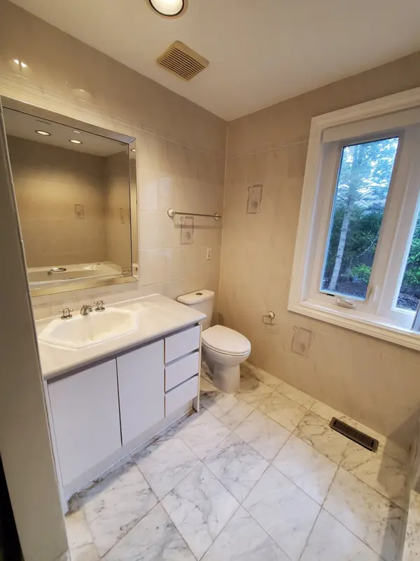 37 Laureleaf, Thornhill Laureleaf RD #37, Markham, ON L3T 2X6