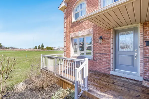 409 Anne ST N, Barrie, ON L4N 7A4