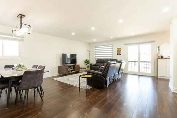 90 HINCHLEY WOOD GRV, Brampton, ON L6V 3M3