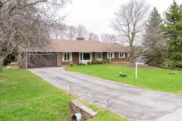 3 Field Crest RD, Caledon, ON L7C 1H4