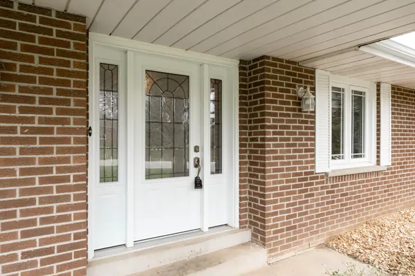 3 Field Crest RD, Caledon, ON L7C 1H4