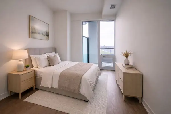 448 Burnhamthorpe RD W #907, Mississauga, ON L5B 0R4