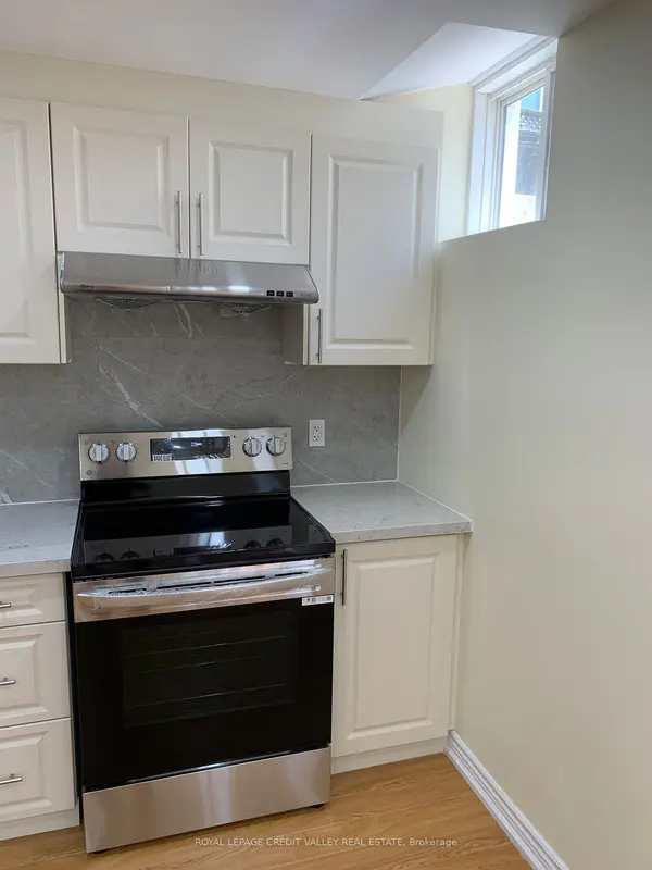 17 Patience DR, Brampton, ON L7A 2S6