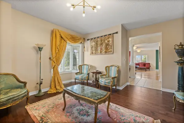 5625 Passion Flower BLVD, Mississauga, ON L5M 7N2