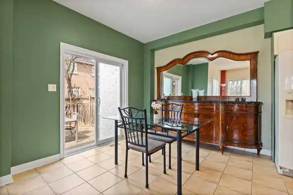 5625 Passion Flower BLVD, Mississauga, ON L5M 7N2