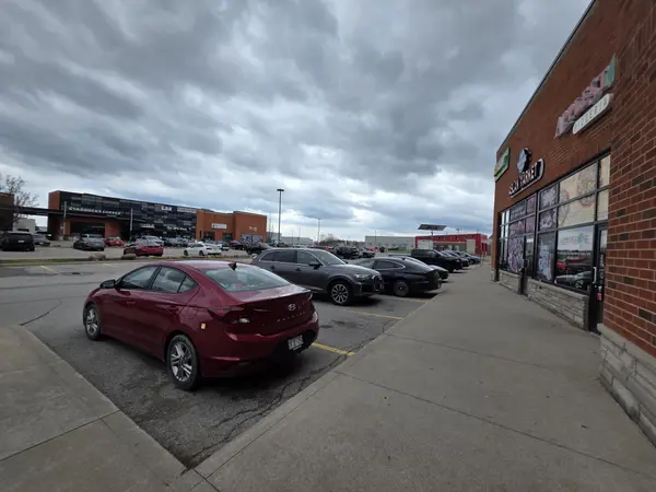 1900 Appleby Line #5, Burlington, ON L7L 0B7