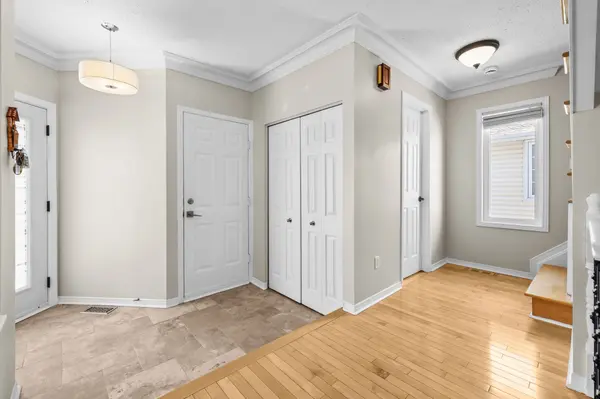 17 Shandon AVE, Barrhaven, ON K2J 4E1