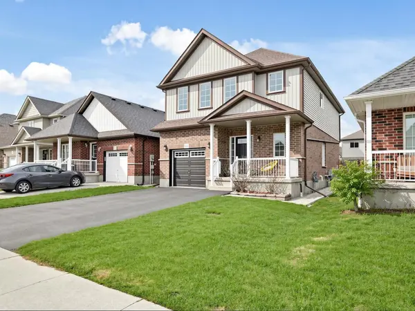 371 Finoro CRES, Woolwich, ON N3B 0C4