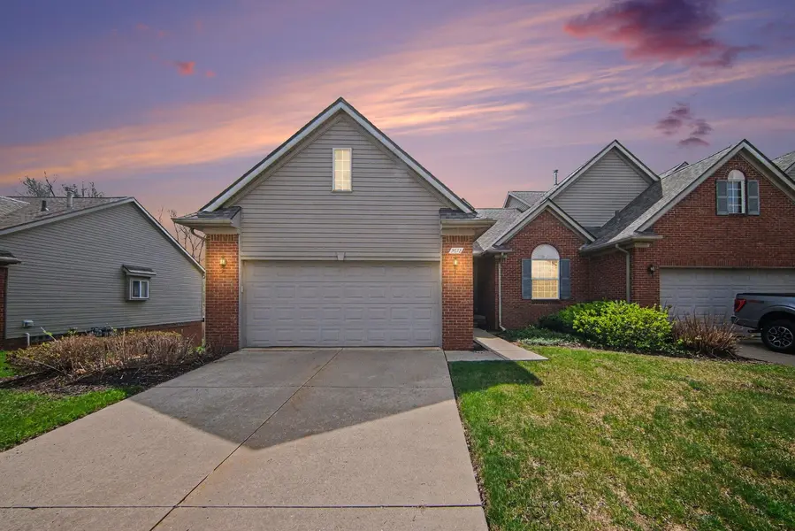 2672 Ambassador DR, Ypsilanti Twp, MI 48198